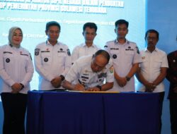 Bupati Ikbar Tandatangani Komitmen Pencegahan Tindak Pidana ASN